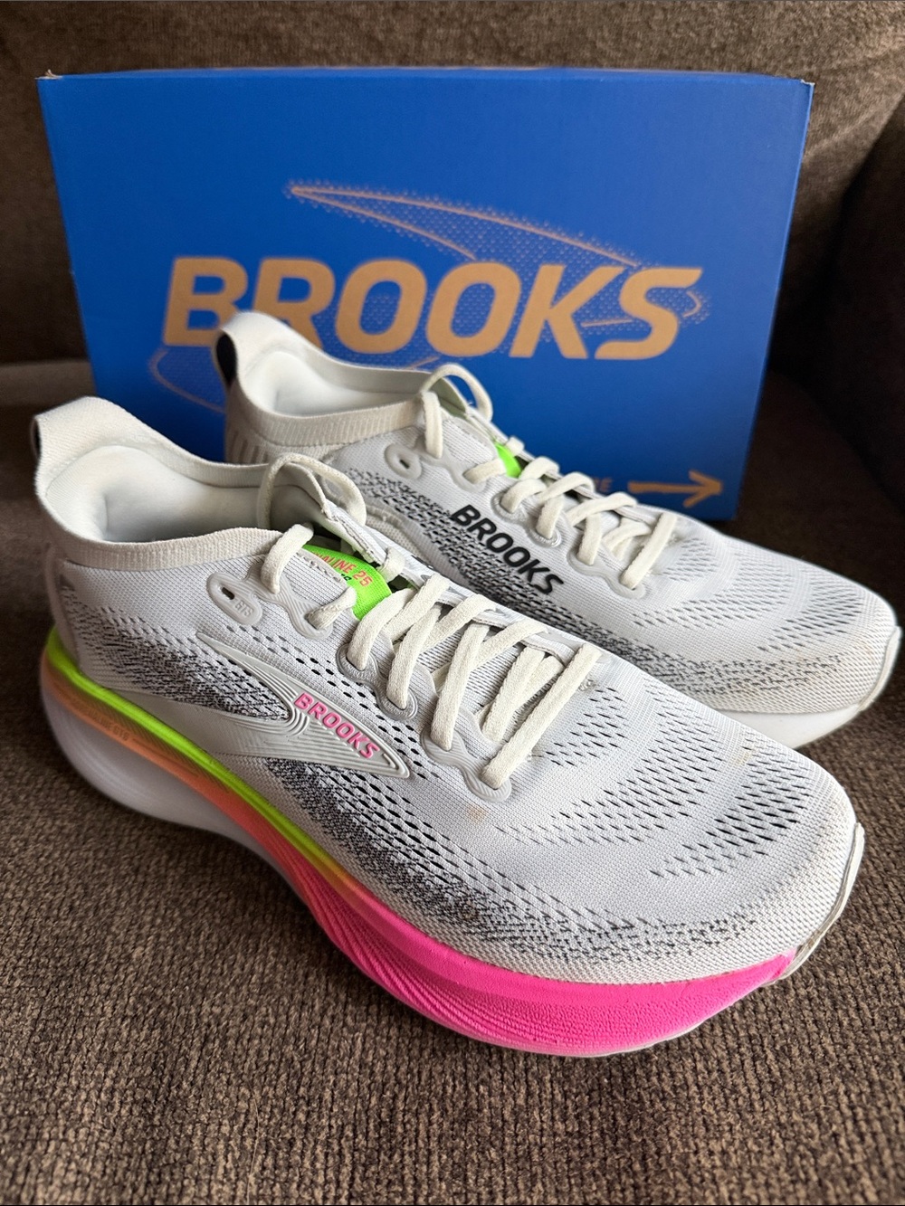 Brooks Adrenaline GTS 25